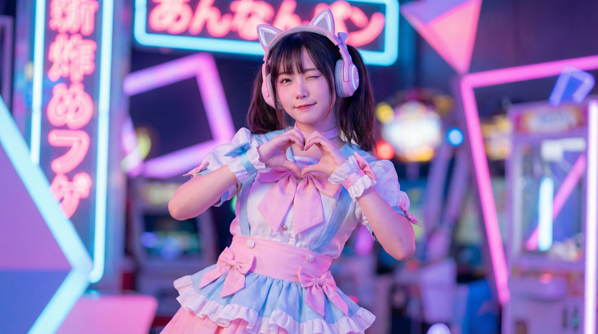 探花二次元视频